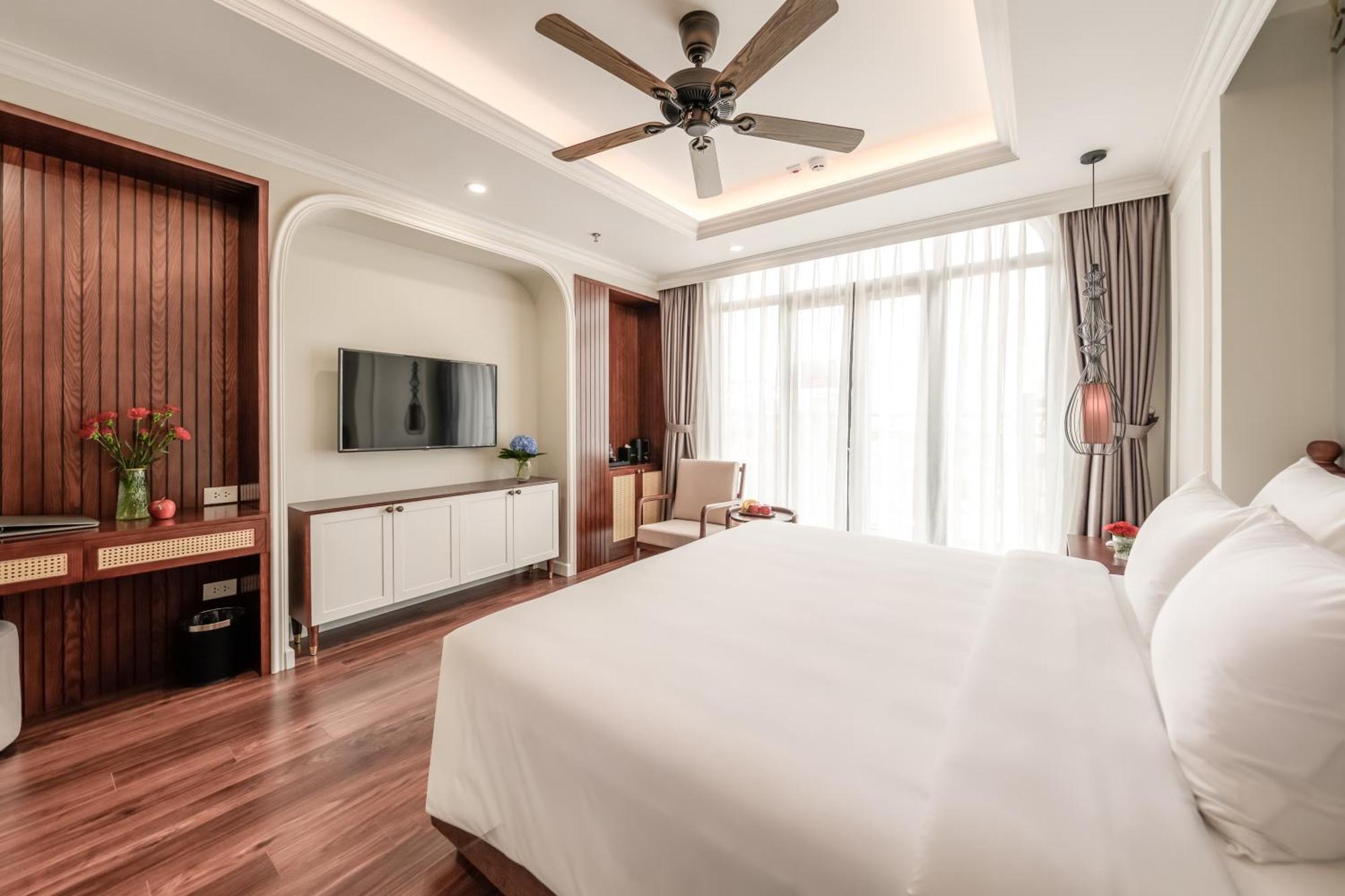 Lestar Hotel Hanoi Buitenkant foto