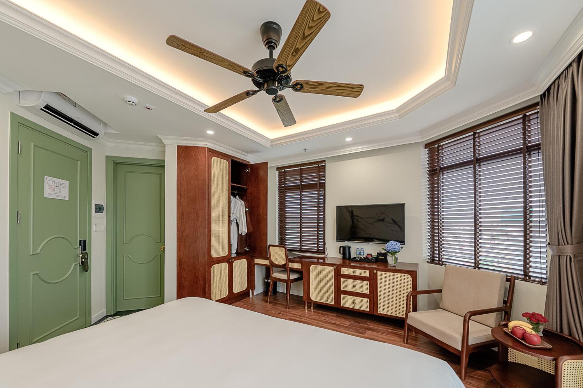 Lestar Hotel Hanoi Buitenkant foto