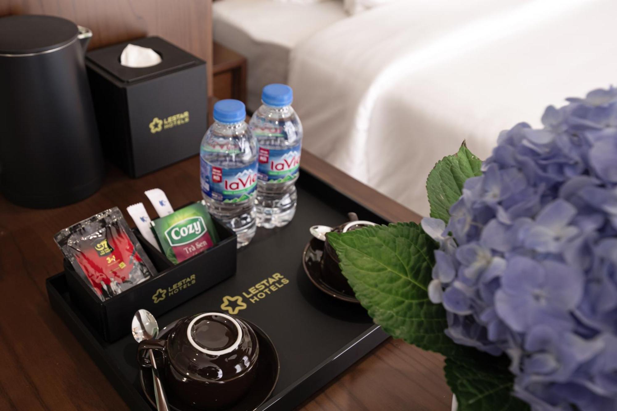 Lestar Hotel Hanoi Buitenkant foto
