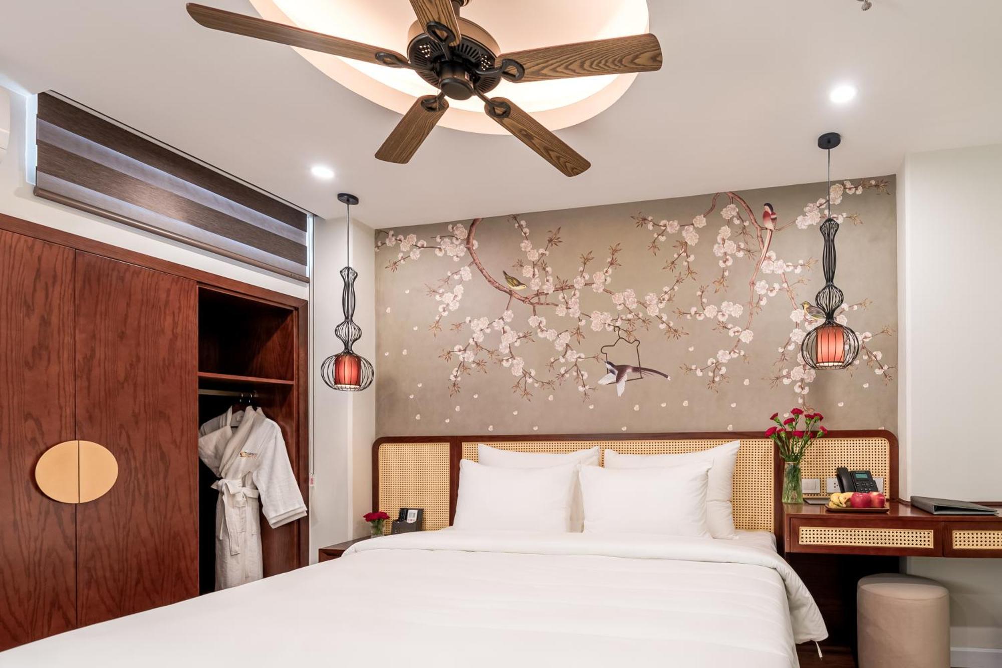 Lestar Hotel Hanoi Buitenkant foto