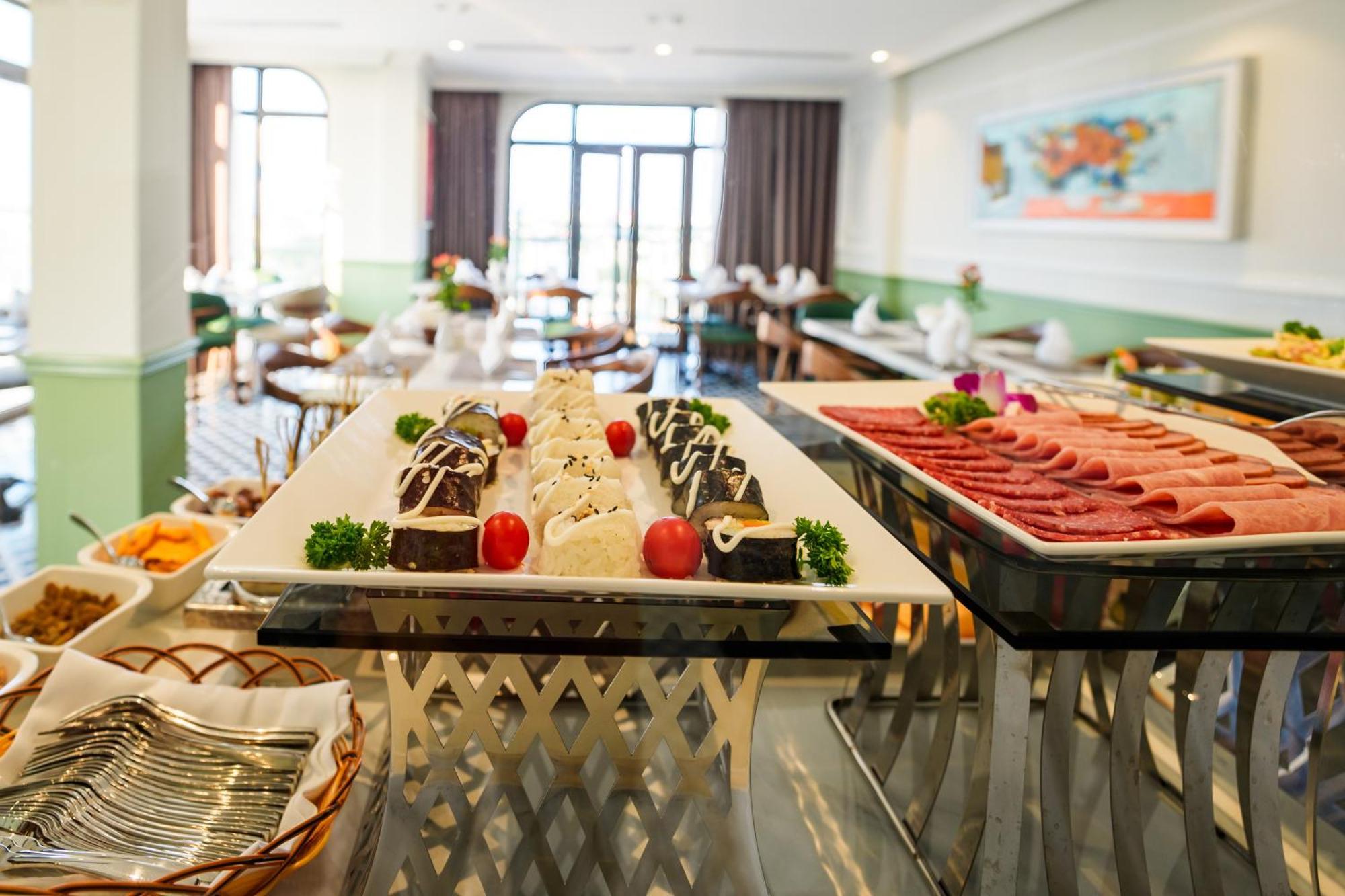 Lestar Hotel Hanoi Buitenkant foto